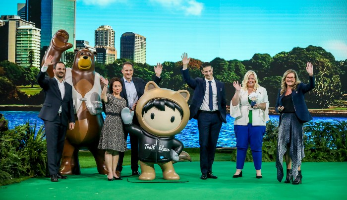 salesforce ben world tour