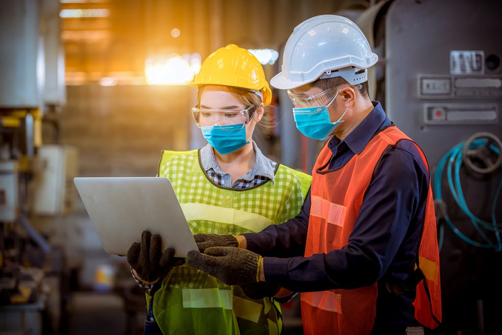 2 supervisors in the manufacturing site looking at their Salesforce CPQ data